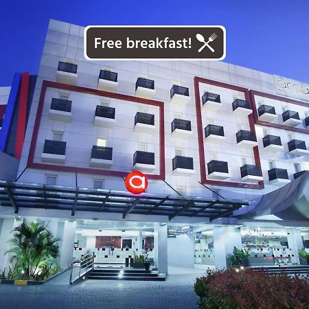 Amaris Hotel Bandara Soekarno Hatta Tangerang Exterior photo